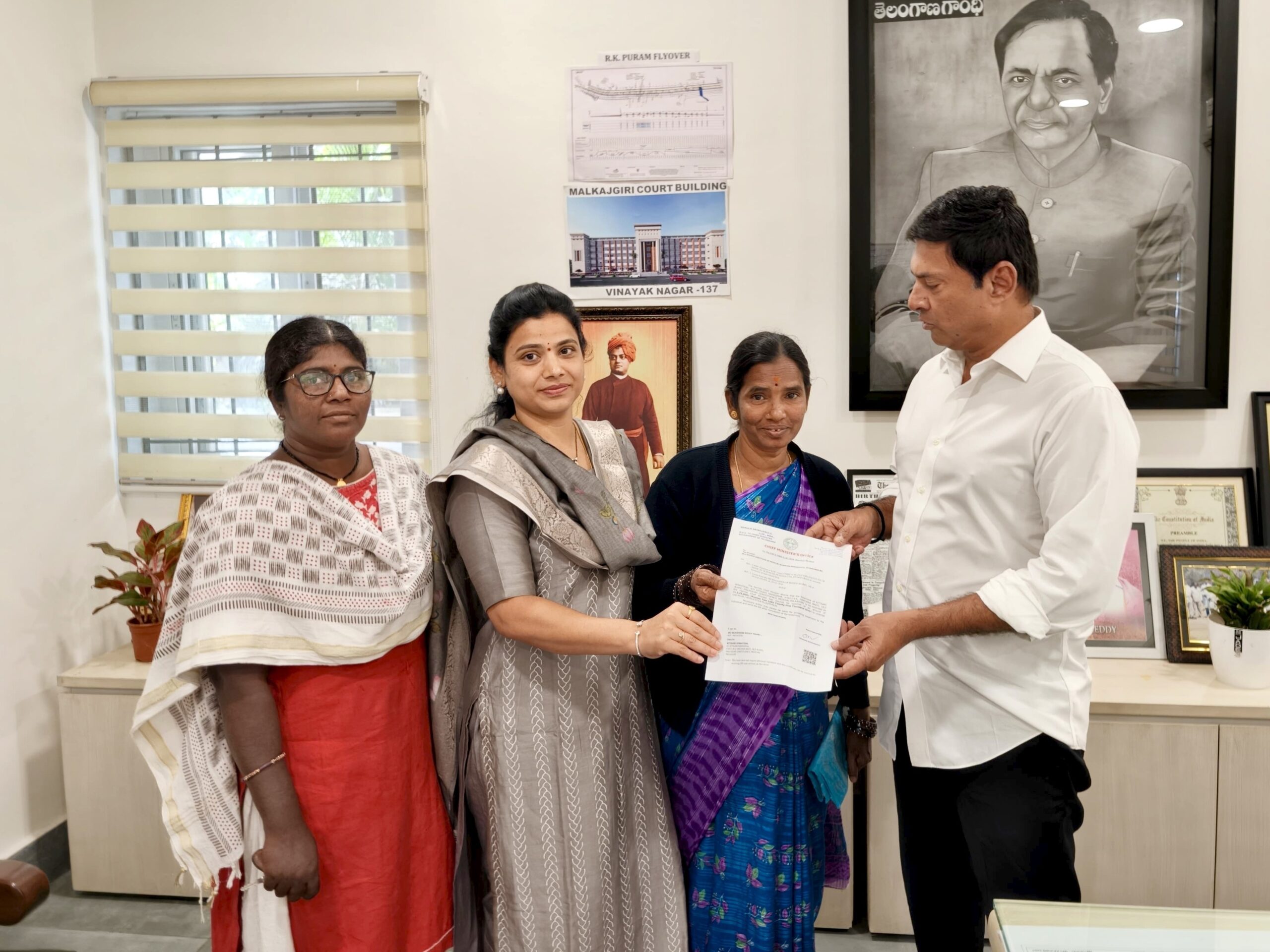 పేద కుటుంబాలకు అండగా నిలబడతాం: ఎమ్మెల్యే