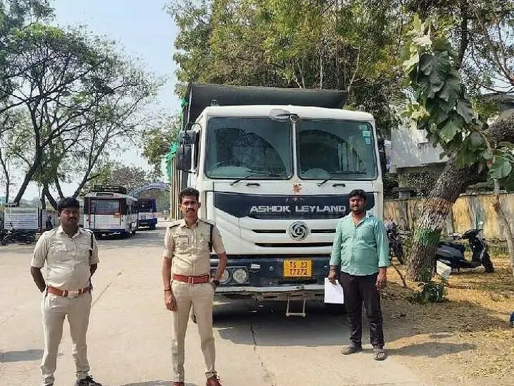 అధిక లోడుతో ప్రయాణిస్తున్న టిప్పర్ సీజ్