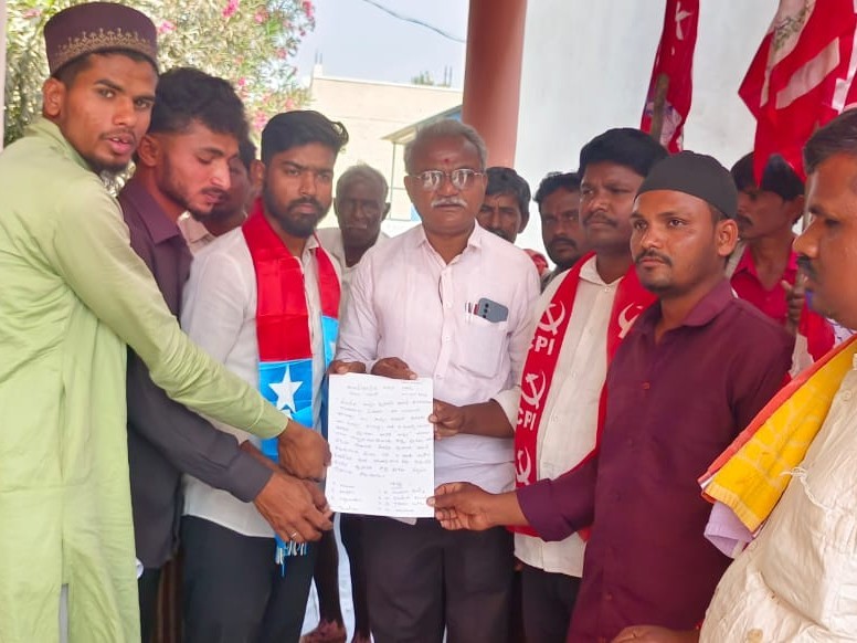 ‘స్మశాన వాటికకు స్థలం కేటాయించాలి’