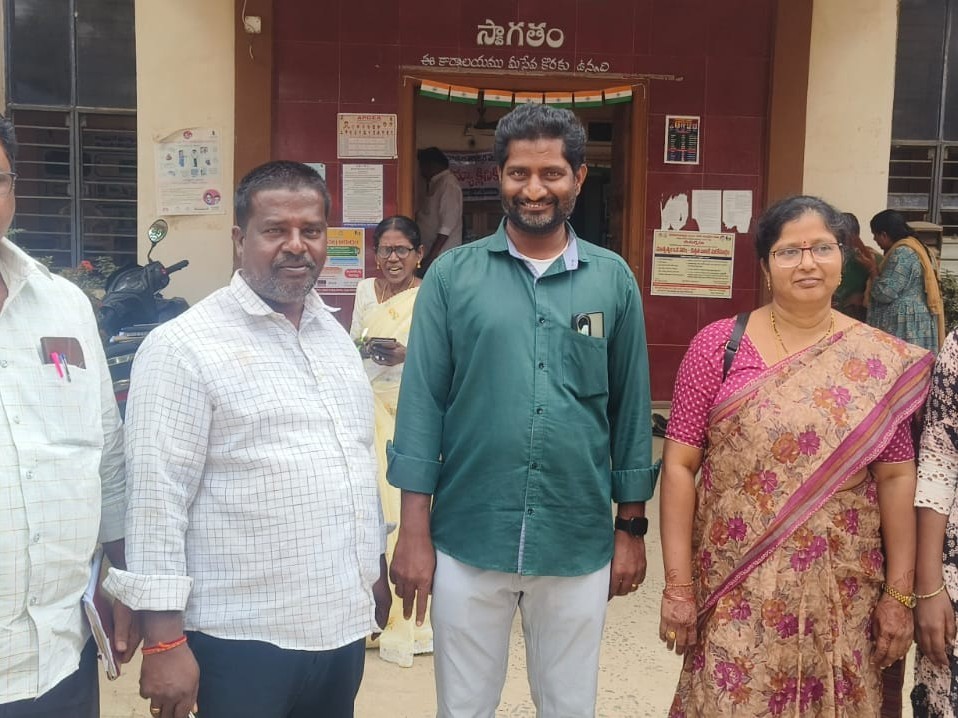 ఉండి నూతన వీ‌ఆర్‌ఓ‌ల సంఘం ఎన్నిక