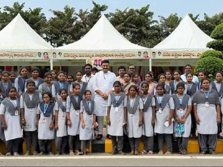 అసెంబ్లీని సందర్శించిన కళాశాల విద్యార్థులు