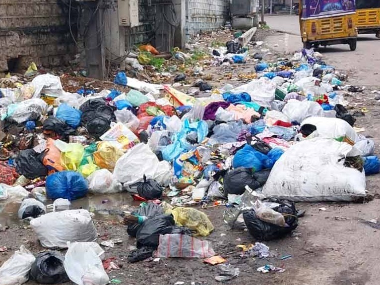 HYDలో రోజుకు టన్నుల కొద్ది గార్బేజి విడుదల