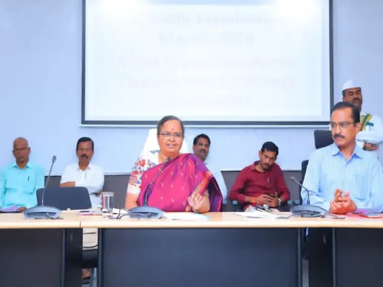 టెన్త్ పరీక్షలు పకడ్బందీగా నిర్వహించాలి: కలెక్టర్