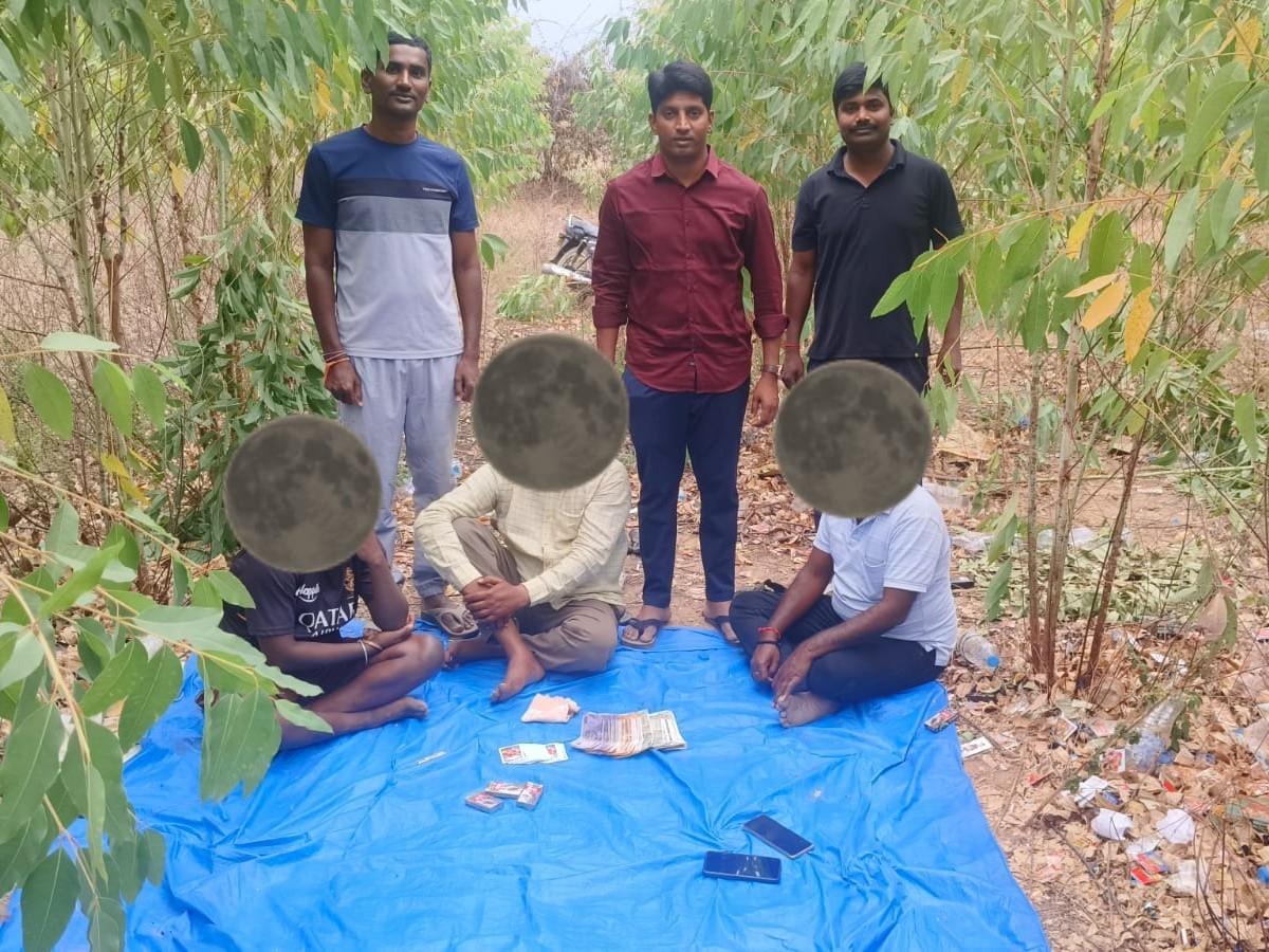 పేకాట స్థావరంపై దాడి.. పలువురు అరెస్ట్