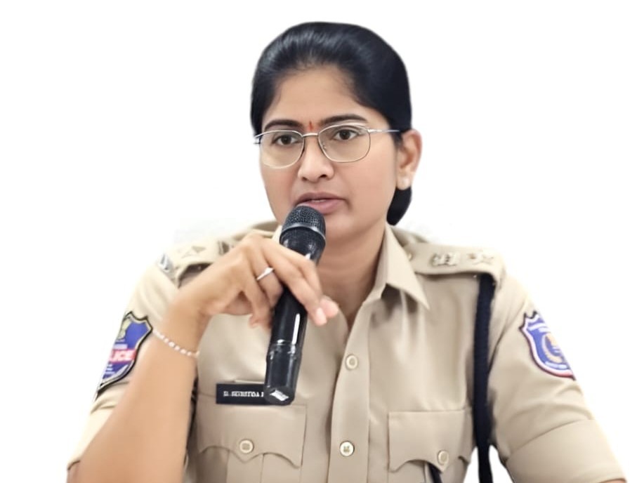 జిల్లాలో నేరాలకు పాల్పడితే శిక్షలు తప్పవు: ఎస్పీ