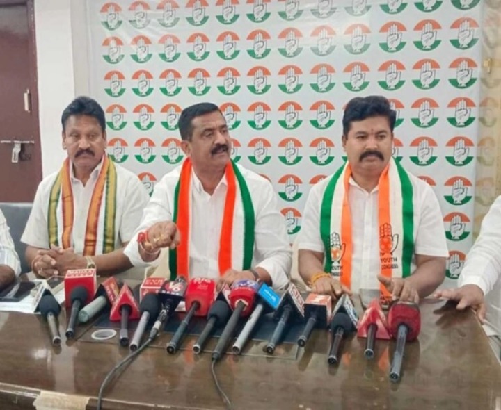 ‘రాకేష్ రెడ్డి నోరు అదుపులో పెట్టుకో’