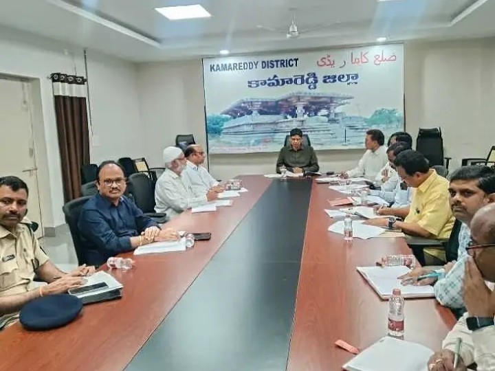 ఆసుపత్రులకు నోటీసులు జారీ: కలెక్టర్