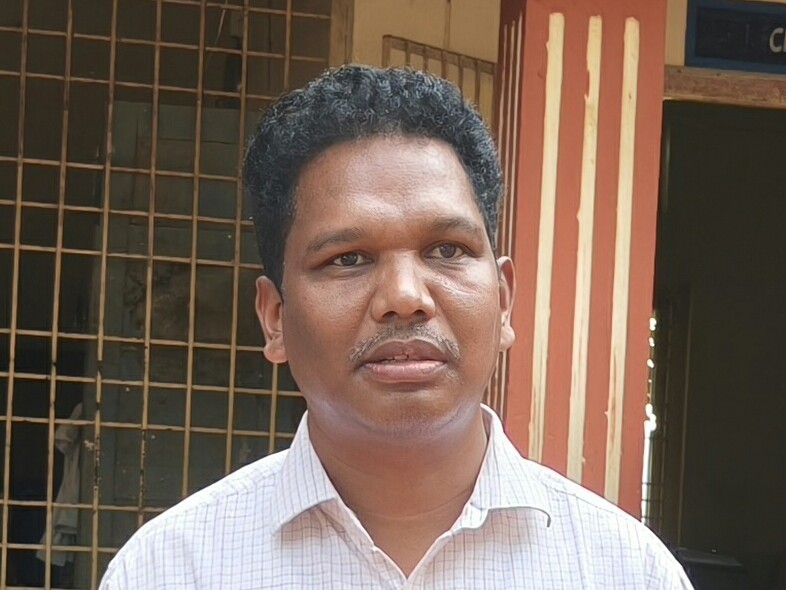 మోడల్ స్కూల్‌లో ప్రవేశాలకు దరఖాస్తులు ఆహ్వానం