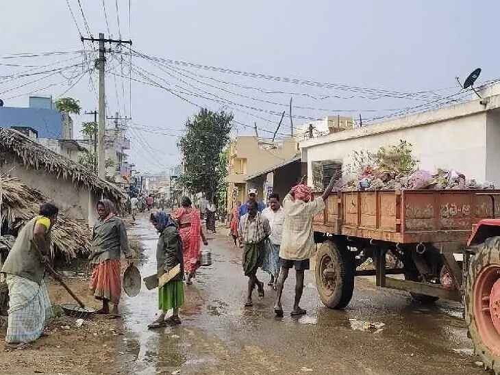 పారిశుధ్య కార్యాక్రమాన్ని పర్యవేక్షించిన ఈఓ