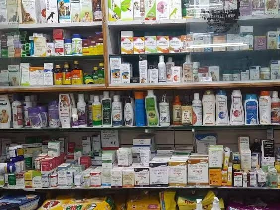 పశు ఔషధ కేంద్రాల ఏర్పాటుకు దరఖాస్తులు