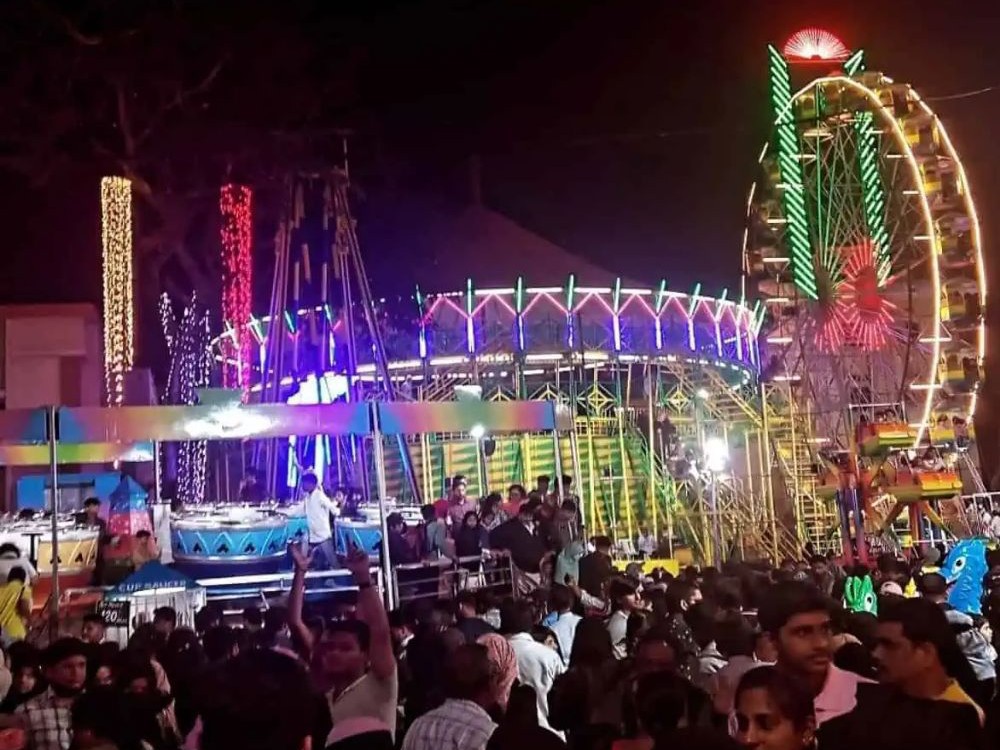 నాంపల్లి ఎగ్జిబిషన్‌లో 264పై కేసు నమోదు..!