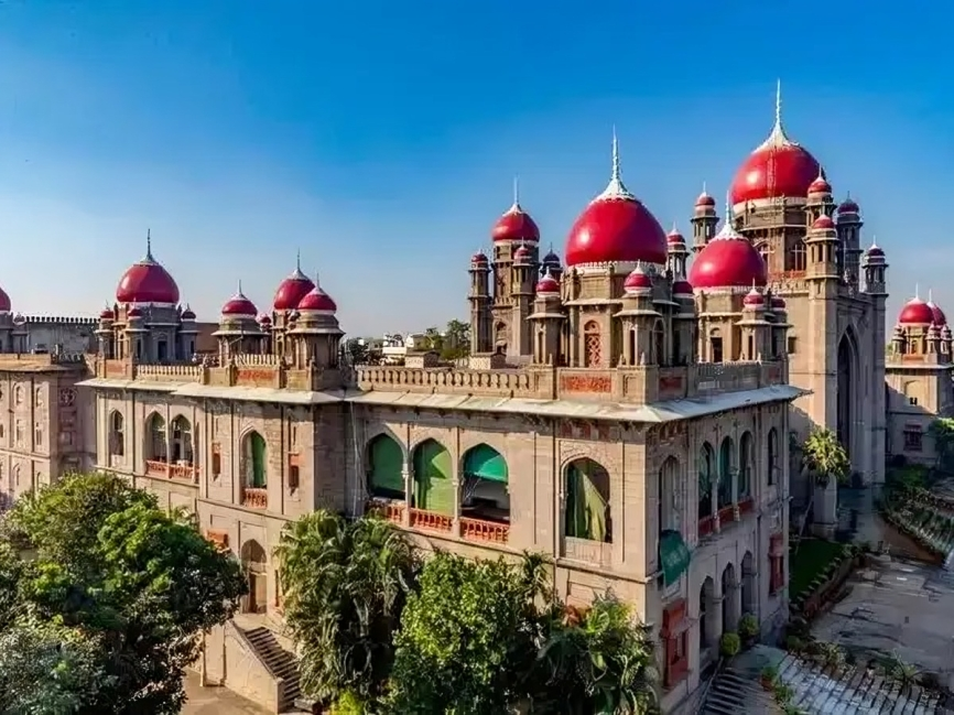 BREAKING: హైకోర్టుకు బాంబు బెదిరింపు