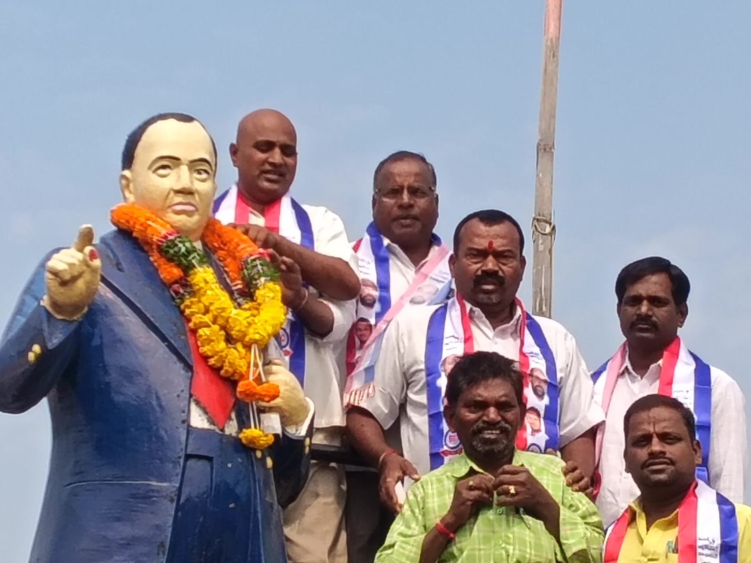 ‘కాంగ్రెస్ ఇచ్చిన హామీ నిలబెట్టుకోవాలి’