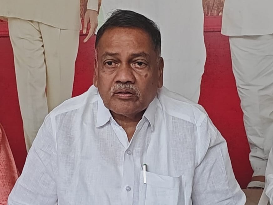 రెండు రోడ్లకు రూ. 98 లక్షలు మంజూరు