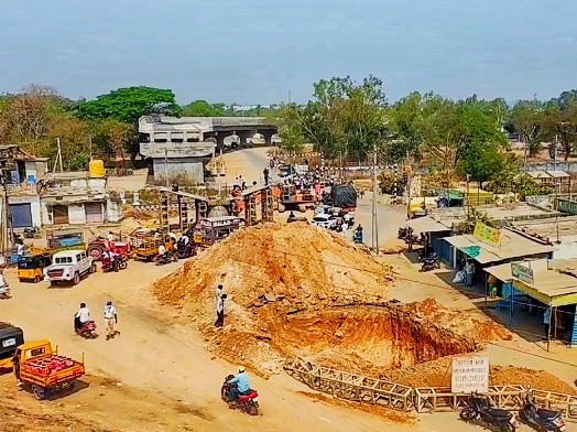 ఆదిలాబాద్‌లో ముమ్మరంగా వంతెనల పనులు