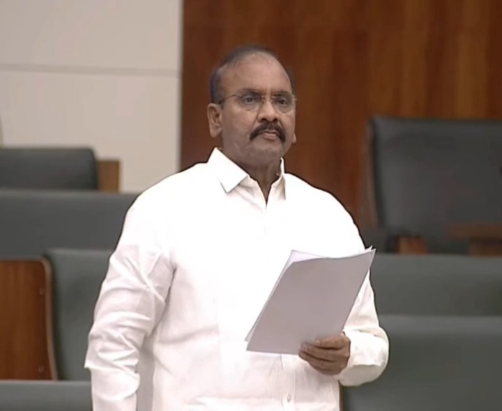 గత పాలకుల వల్లే రోడ్ల దుస్థితి: పుల్లారావు