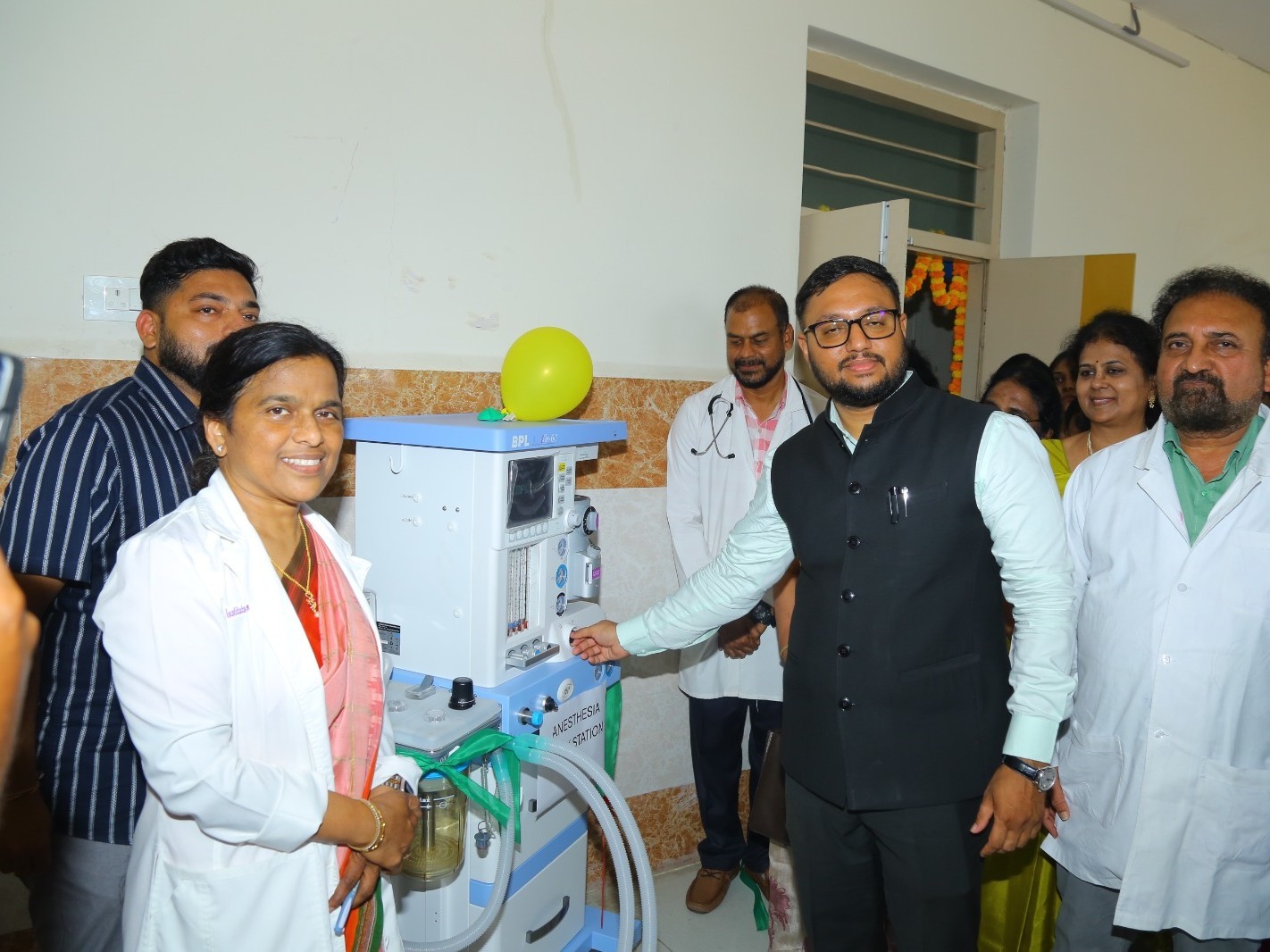 సమాజసేవలో ఎన్జీవోలు ముందుండాలి: కలెక్టర్