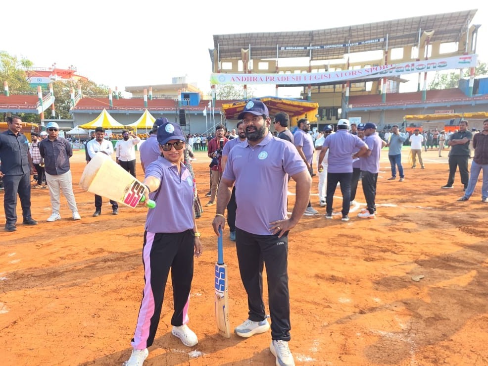 పల్లా క్రికెట్ టీంలో ఎమ్మెల్యే