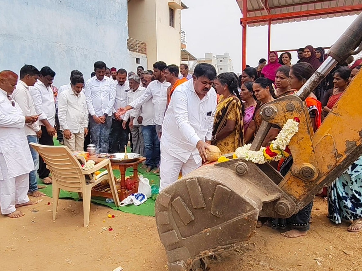 మార్కండేయ నగర్‌లో కొత్త రోడ్డుకు భూమిపూజ