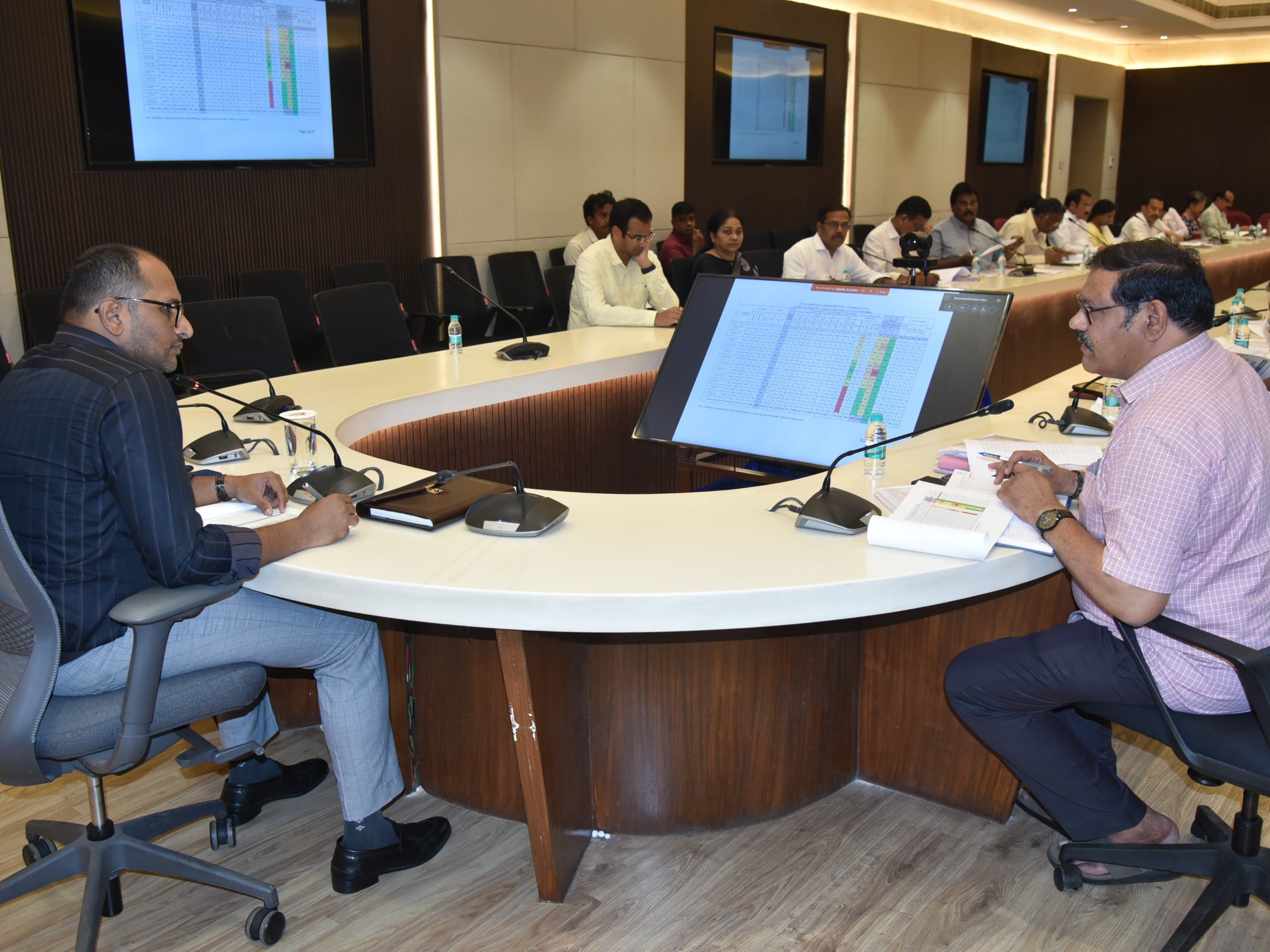 ‘గృహ నిర్మాణాలు వేగవంతం చేయాలి’