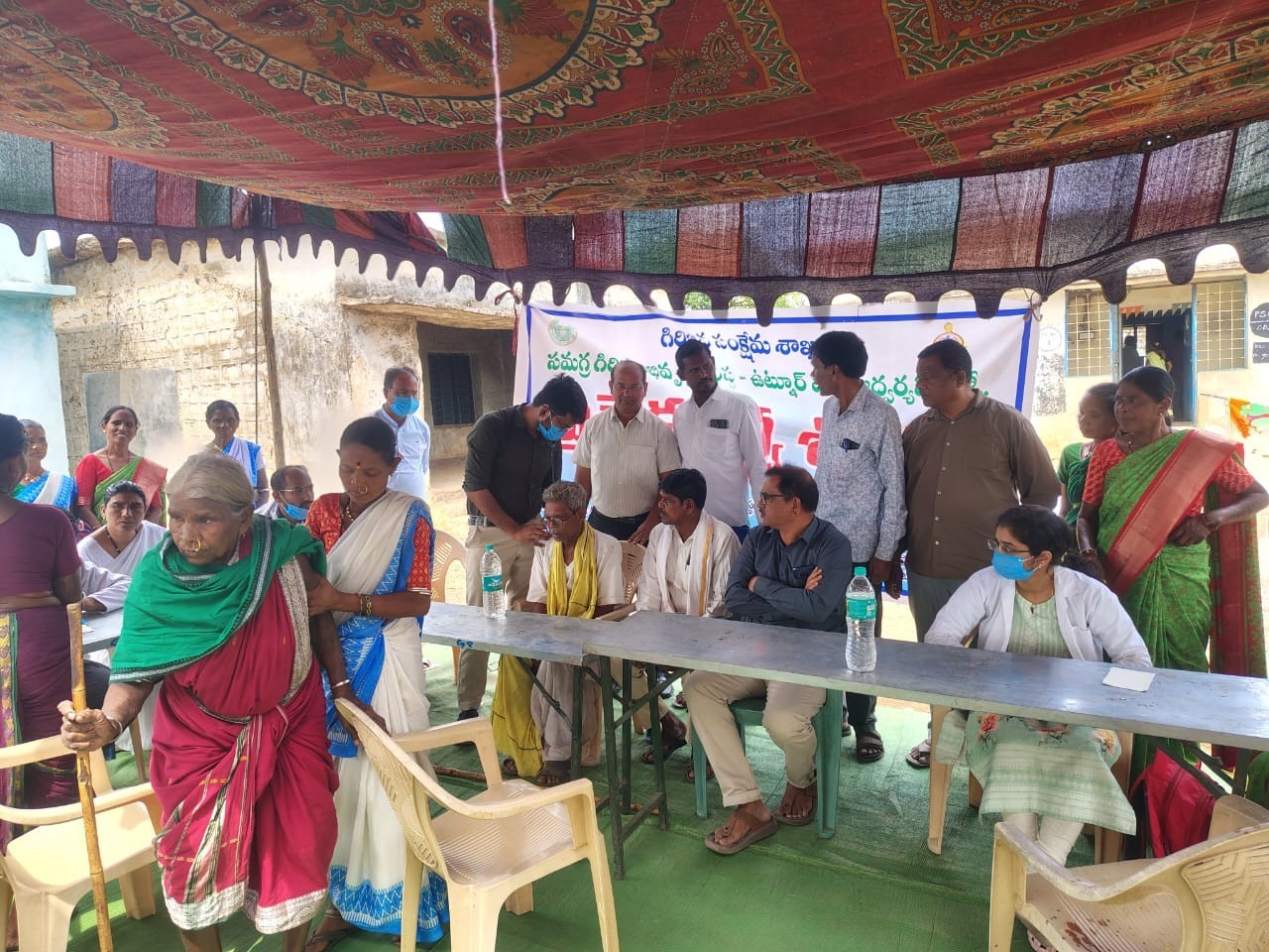 ‘ప్రైవేట్ ఆసుపత్రుల్లో లక్షలు ఖర్చు చేయవద్దు’