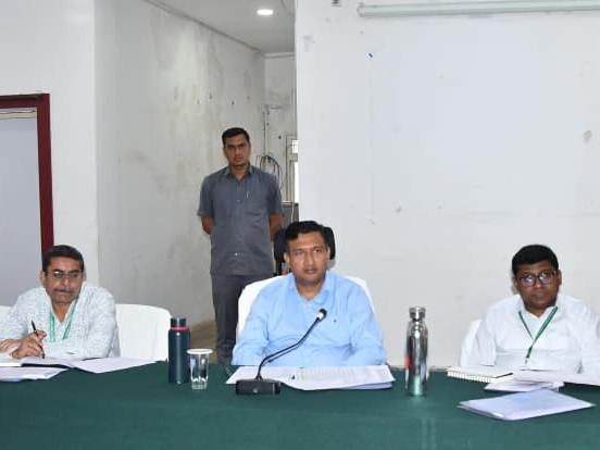 ‘బ్యాంకింగ్ లక్ష్యాలను గడువులోగా పూర్తి చేయాలి’