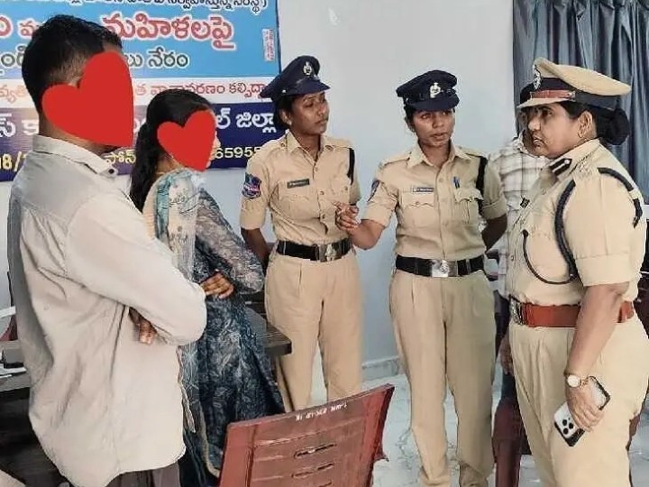 భైంసాలో షీటీం భరోసా.. కలిసిన కుటుంబాలు