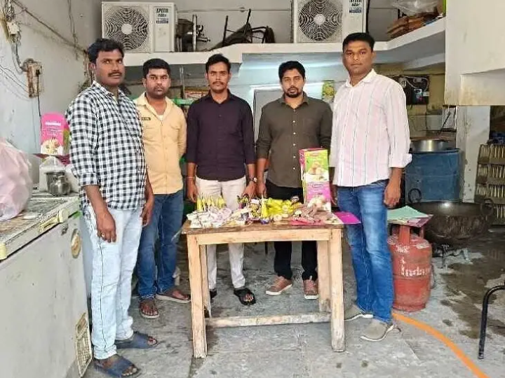 కాజీపేటలో కల్తీ ఐస్‌క్రీమ్‌ స్వాధీనం