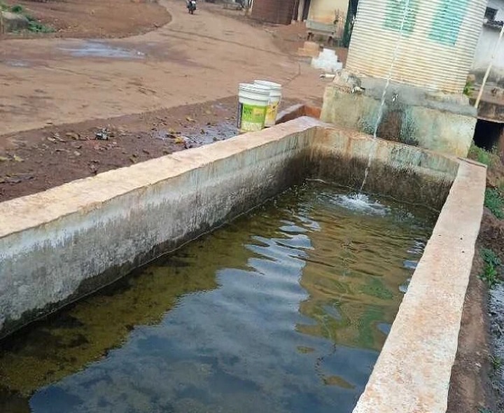 కలుషిత నీటి తొట్టెతో కాలనీవాసుల్లో ఆరోగ్య ఆందోళన