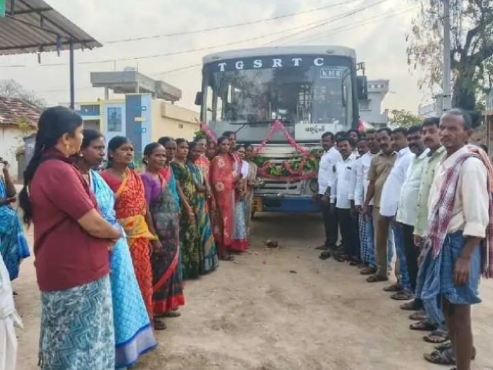 అక్కాపూర్‌కు ఆర్టీసీ బస్సు.. గ్రామస్థుల హార్షం