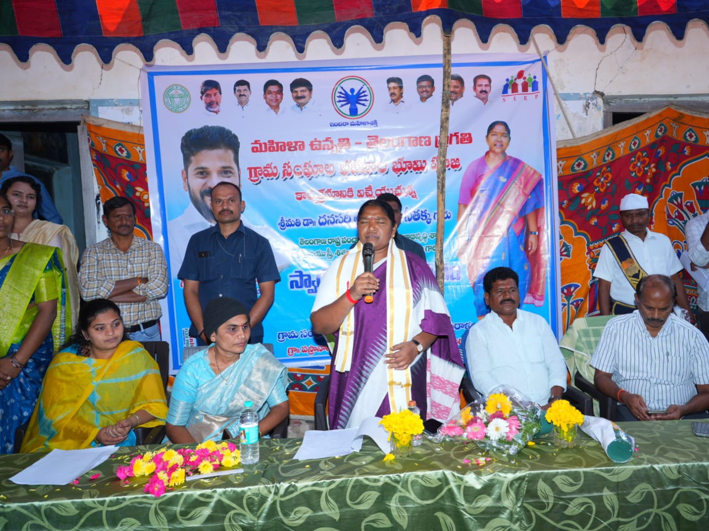 కోటిమంది మహిళ కోటీశ్వరులను చేయడమే లక్ష్యం: మంత్రి