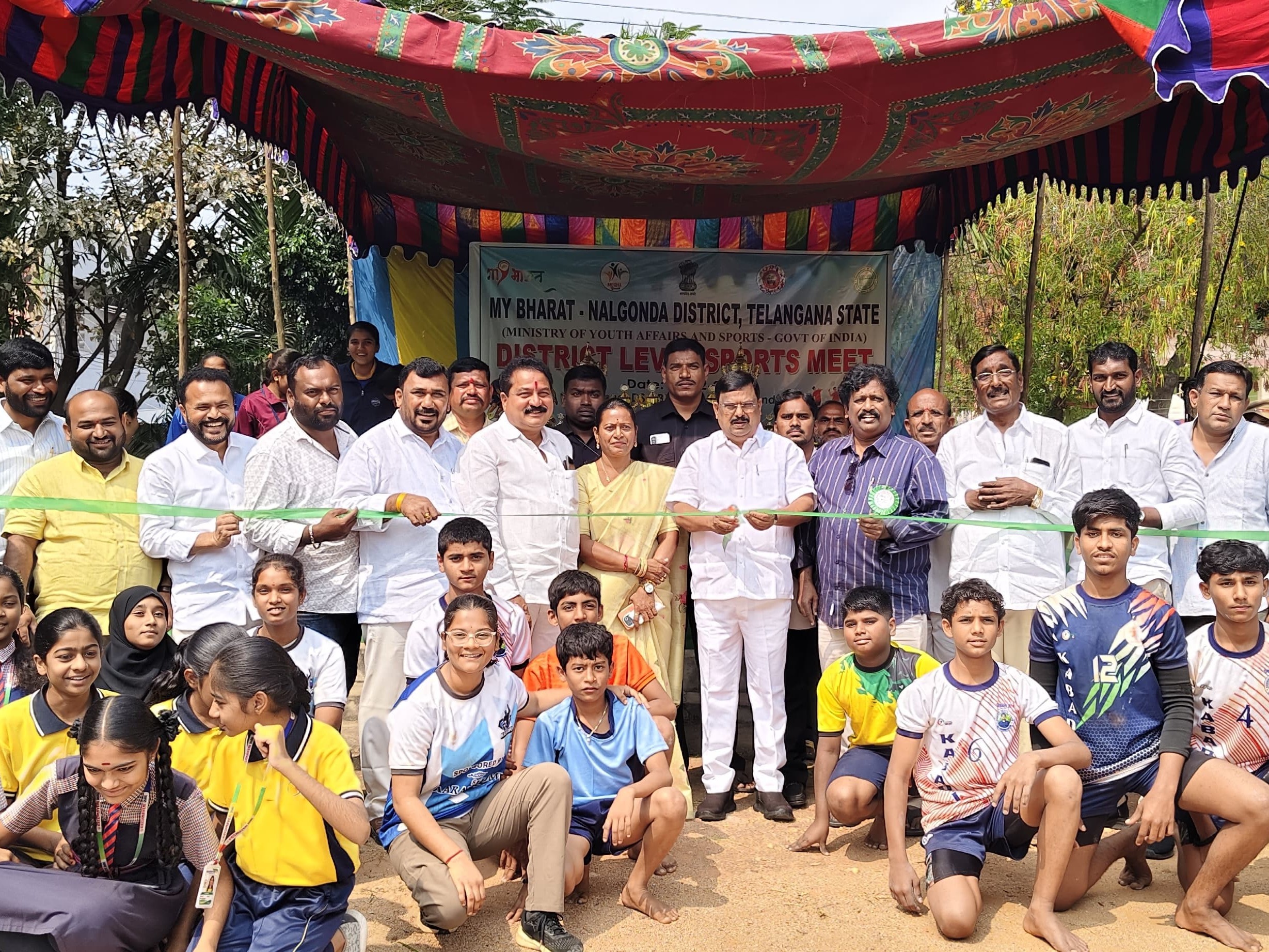 క్రీడలతోనే యువతకు ఉజ్వల భవిష్యత్తు: ఎమ్మెల్యే