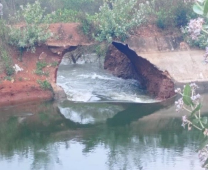 తెలుగు గంగ కాలువకు గండి