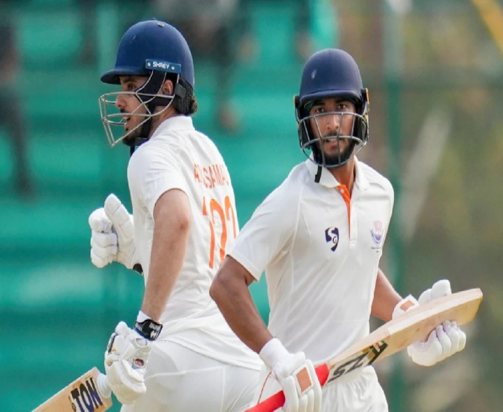 రంజీ ఫైనల్‌: జమ్మూకశ్మీర్‌ ఆలౌట్