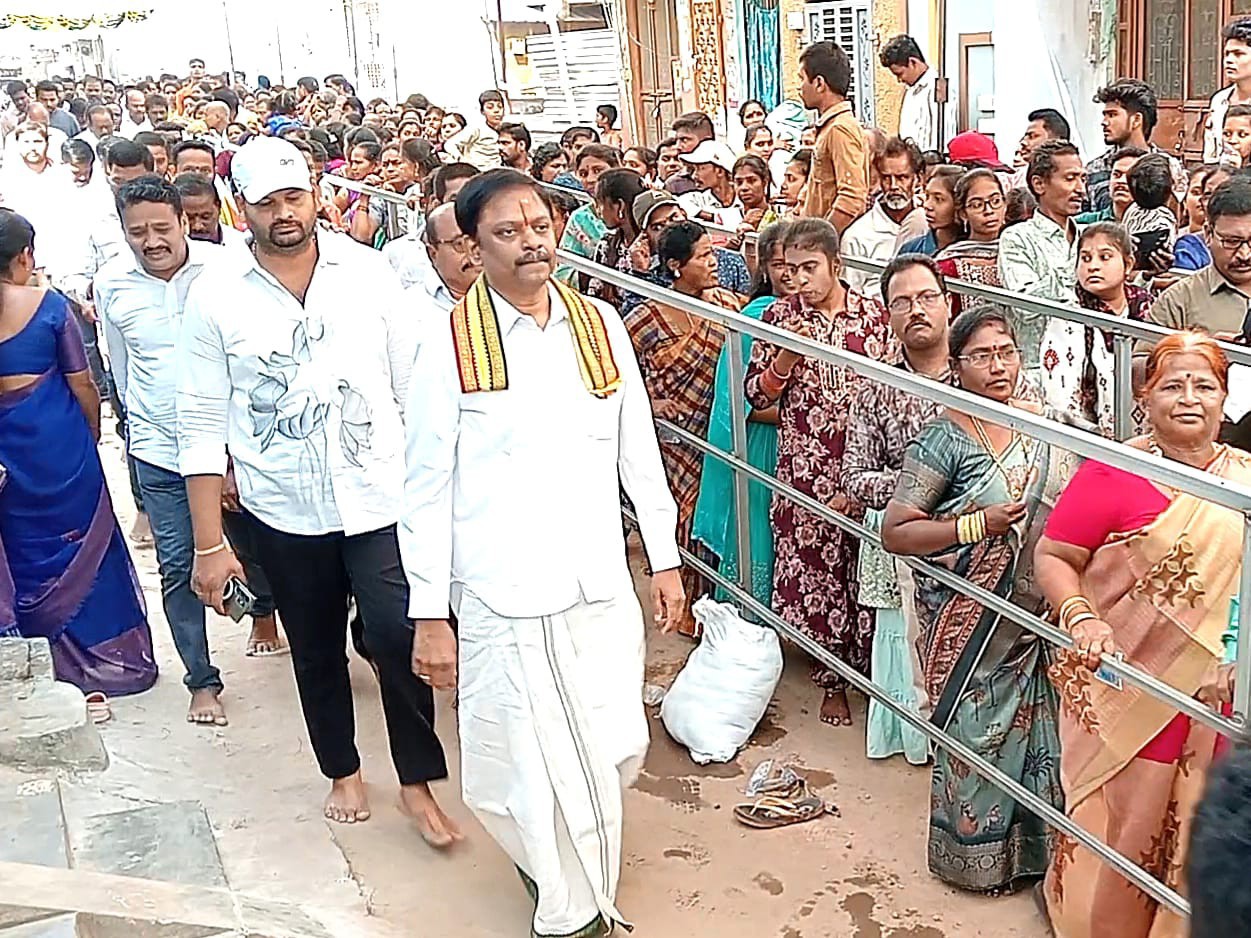 ఘనంగా ఎల్లమ్మ తల్లి ఉత్సవం