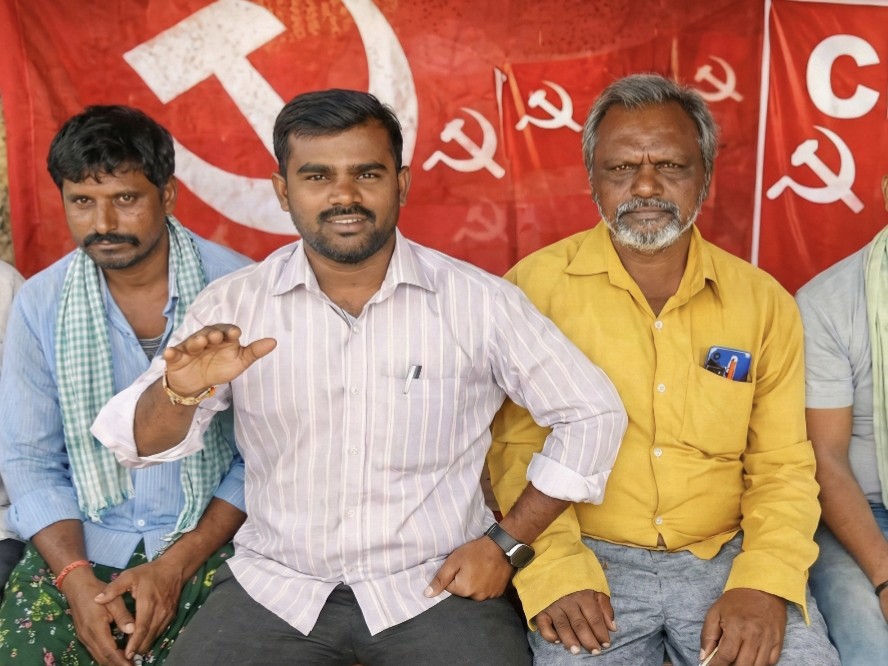 ప్యాపిలిలో CPI నేతలు బెల్ట్ షాప్ నిరసన