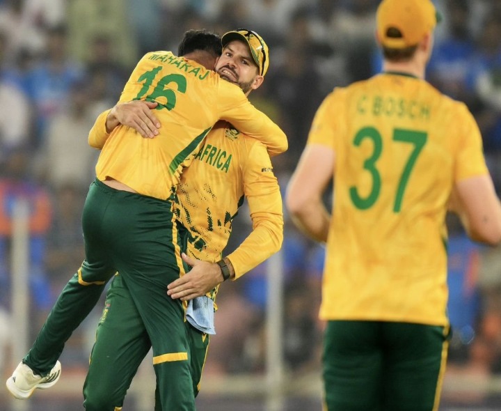నిప్పులు చెరుగుతున్న సౌతాఫ్రికా బౌలర్లు