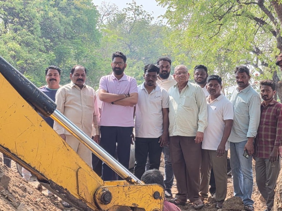 పనులు పూర్తి చేసి త్రాగునీరు అందించాలి: ఛైర్మన్