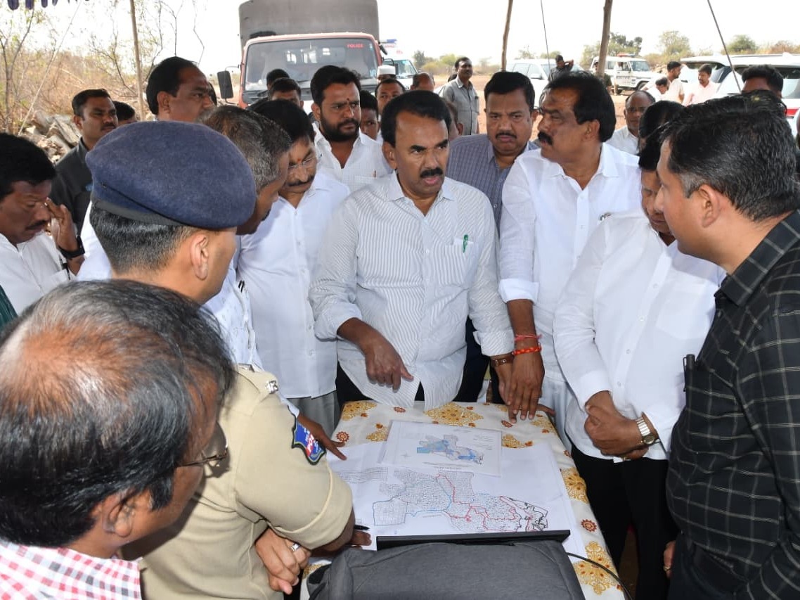 ‘జిల్లాను అభివృద్ధి పరచడమే ప్రభుత్వ లక్ష్యం’