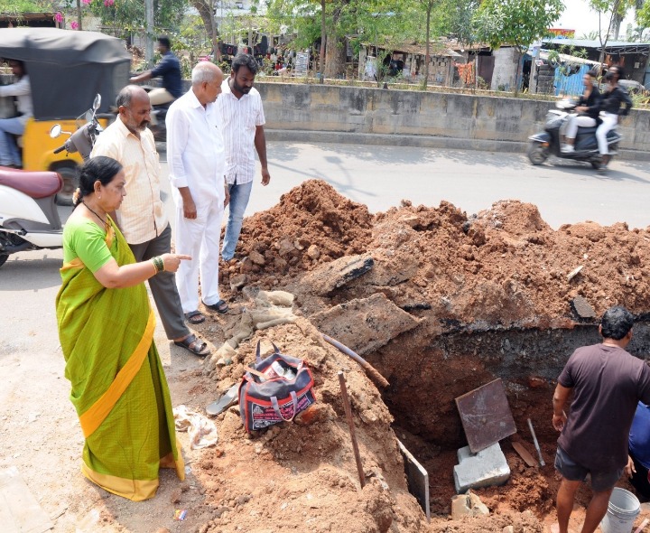‘భగీరథ మరమ్మతులు వెంటనే పూర్తి చేయాలి’
