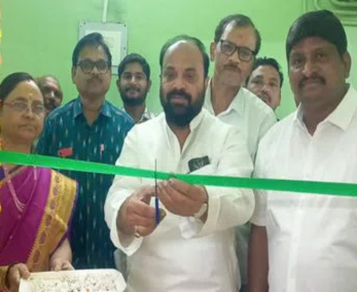 అంధ విద్యార్థుల‌కు ప్ర‌త్యేక డిజిట‌ల్ లైబ్ర‌రీ కార్న‌ర్ ప్రారంభం