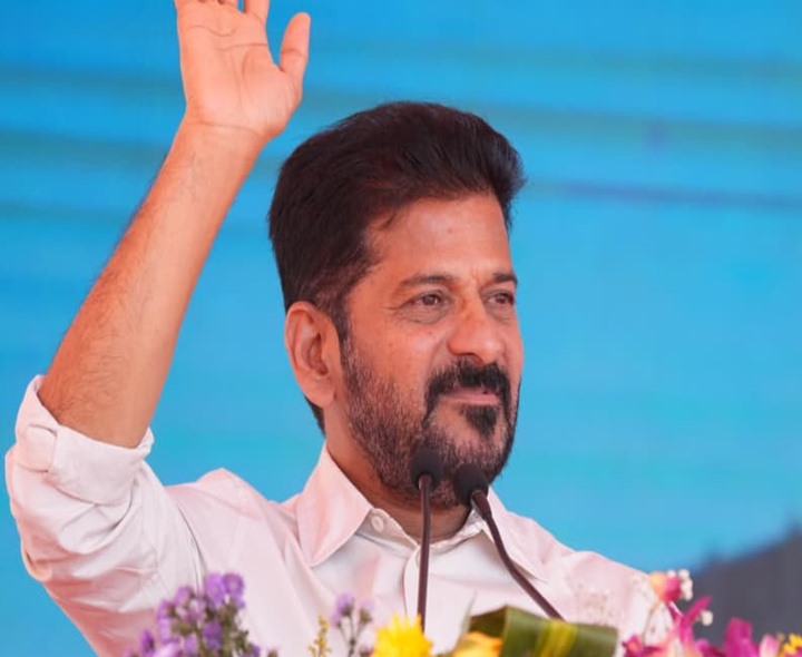 రేవంత్ రెడ్డికి విద్యా కమిషన్ నివేదిక