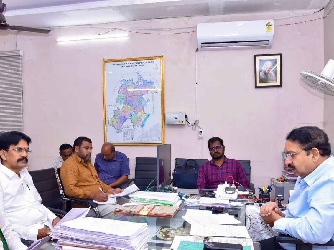 జిల్లాలో కొత్త పోలింగ్ స్టేషన్లకు ప్రతిపాదనలు