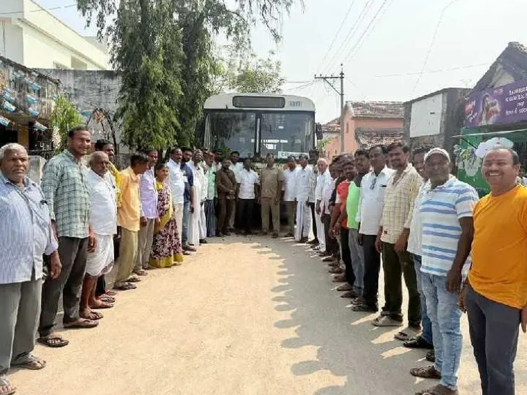 పున:ప్రారంభమైన బస్సు సర్వీసు