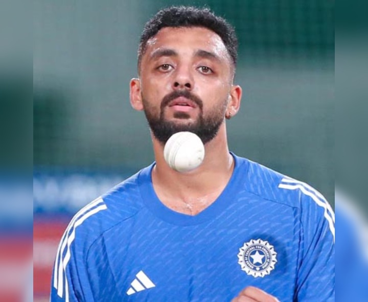 లక్షల వాచ్ కంటే.. ఒకరి జీవితం మారాలి: చక్రవర్తి