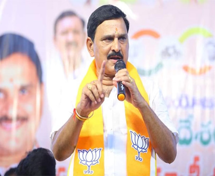 మణిపూర్‌లో పర్యటించిన భూపతిరాజు