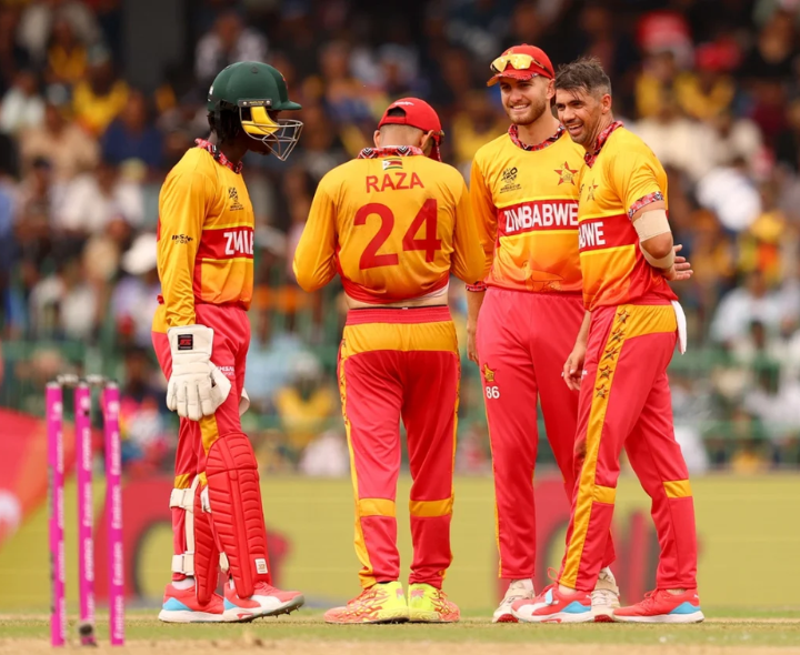 250+ స్కోర్.. జింబాబ్వే చెత్త రికార్డులు