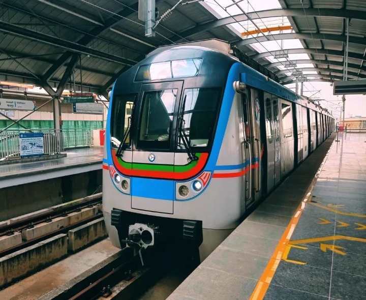 మెట్రోకు రుణాలు ఇచ్చేందుకు సంసిద్ధత వ్యక్తం చేసిన IRFRC