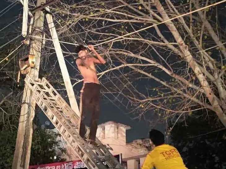 మద్యం మత్తులో యువకుడు హల్ చల్