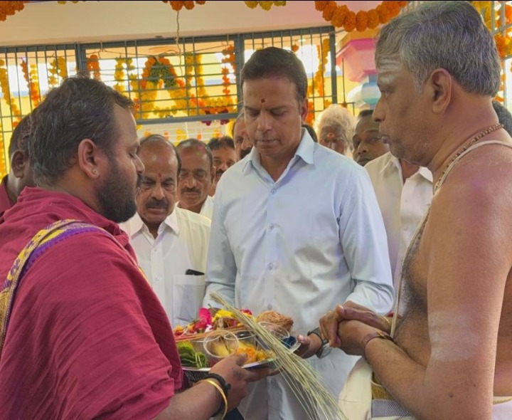 కుంభాభిషేకం కార్యక్రమంలో పాల్గొన్న ఎమ్మెల్యే